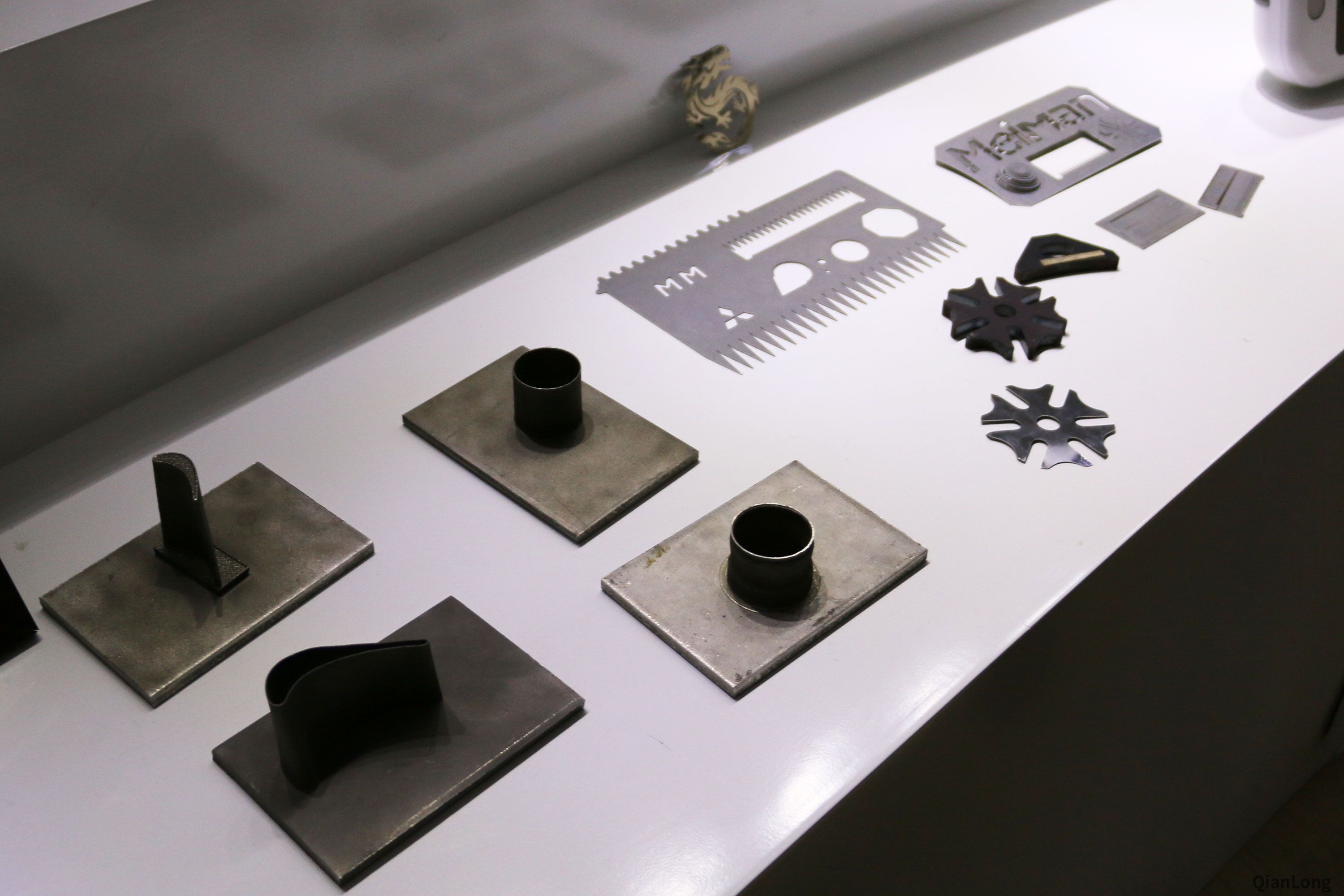 12.在西安光電所科技成果展示中心內展出的激光3D打印的成品，精度高，質量佳，應用廣泛。（千龍網軍事頻道記者 馬群 攝）